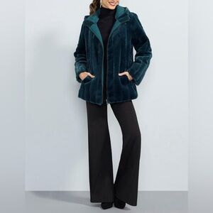 IMAN Global Chic Women's Reversible Faux Fur/Quilted Green Spruce Size M NWT